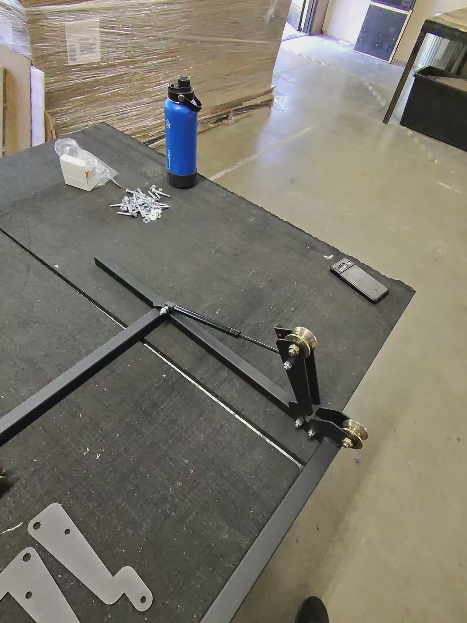 Load video: MotoLoader Hydraulic Guides